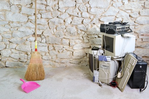 Wait and Load Skip Hire services in Richmond